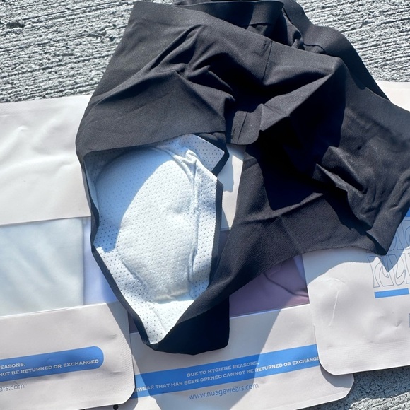 Nuage L Seamless Thong Set NIB - Picture 2 of 5